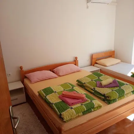 Apartment Faraon Free Private Parking Mostar Exteriör bild