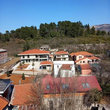 Apartment Faraon Free Private Parking Mostar Exteriör bild