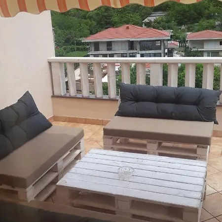 Apartment Faraon Free Private Parking Mostar Exteriör bild